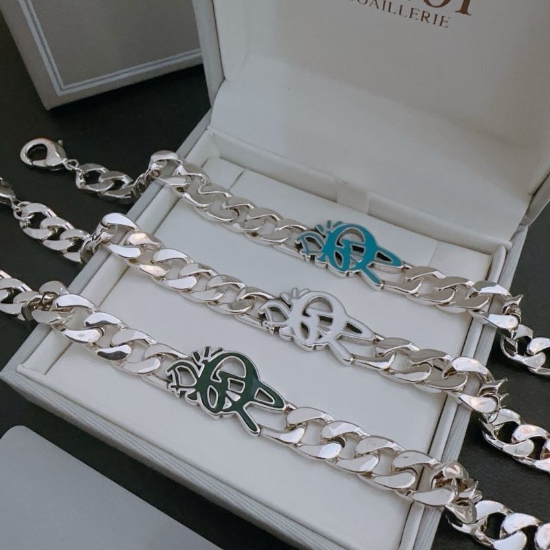 chr1st1an D10r bracelets